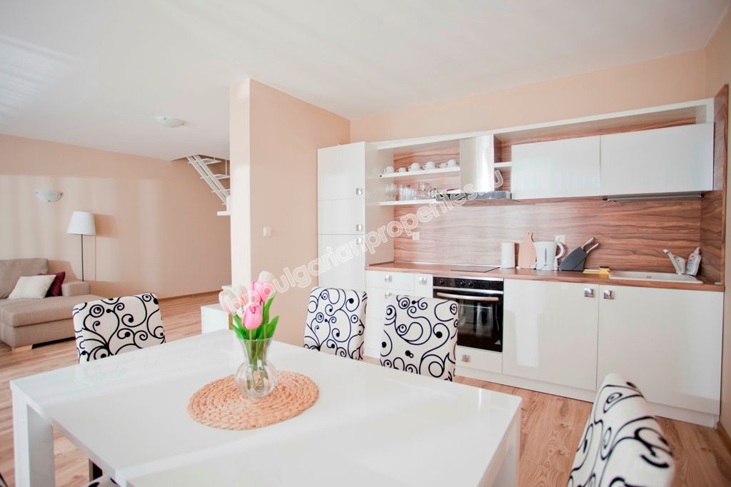 Luxury first line apartaments for sale in the resort Chernomorets Luxury first line apartaments for sale in the resort Chernomorets