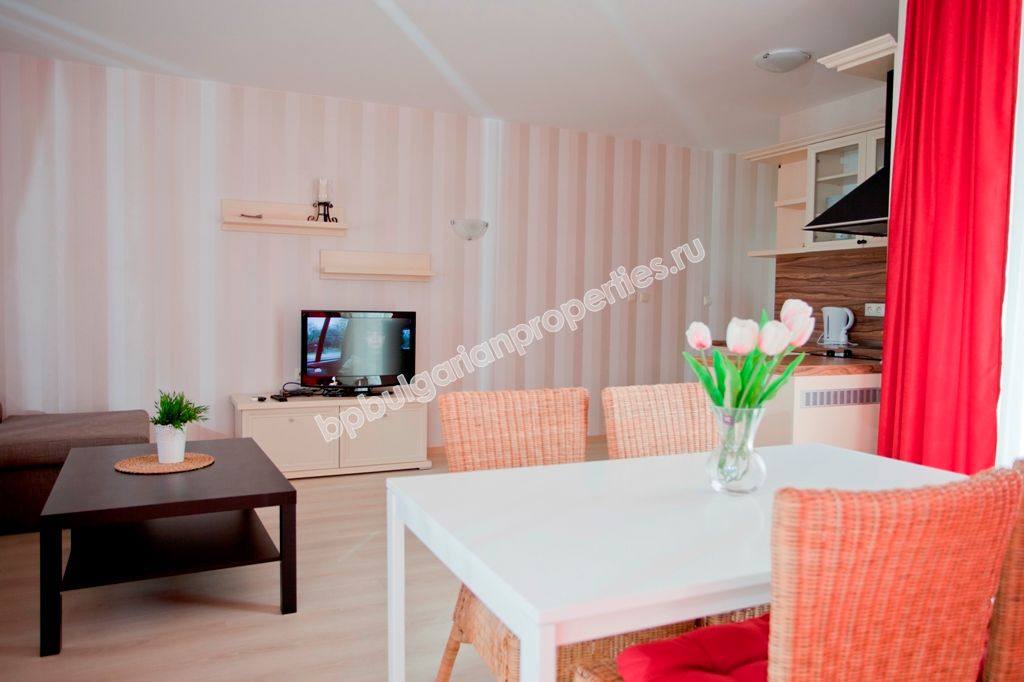 Luxury first line apartaments for sale in the resort Chernomorets Luxury first line apartaments for sale in the resort Chernomorets