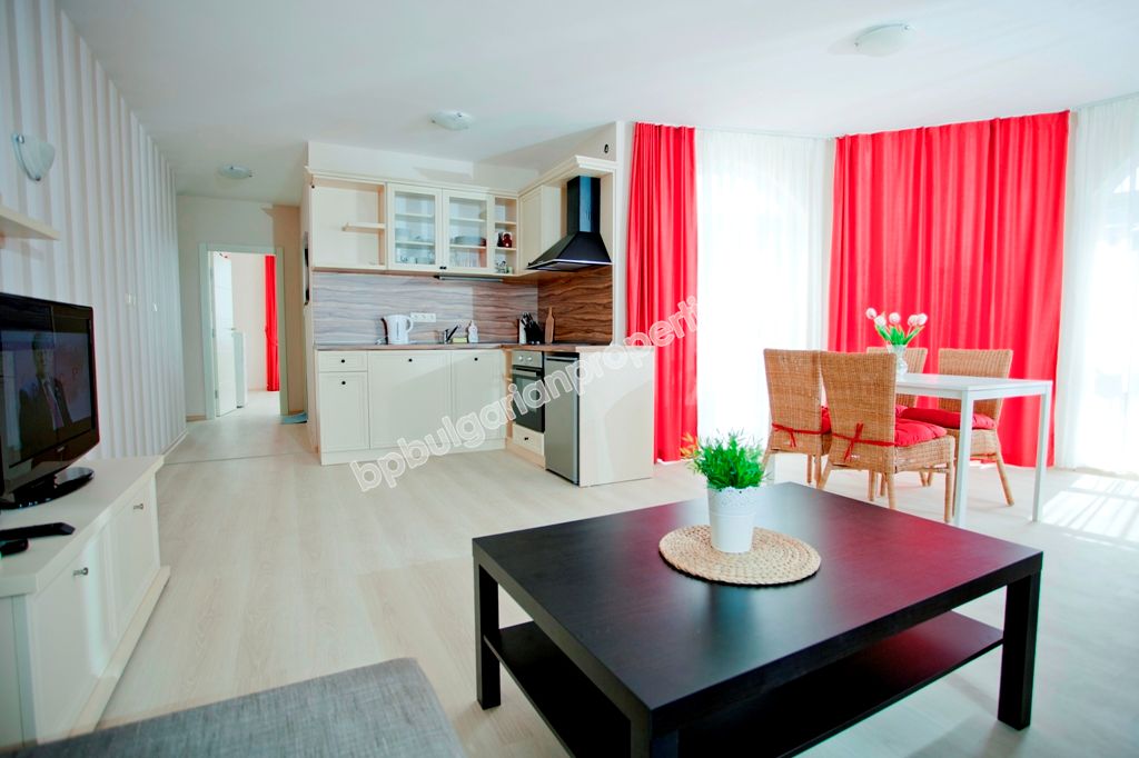 Luxury first line apartaments for sale in the resort Chernomorets Luxury first line apartaments for sale in the resort Chernomorets