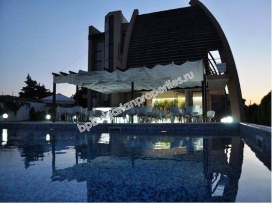 Furnished modern hotel for sale near the beach in the town of Sozopol Furnished modern hotel for sale near the beach in the town of Sozopol