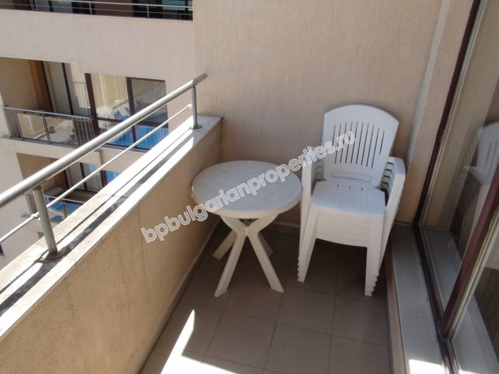 Beachfront furnished one-bedroom apartment for sale in the resort Obzor