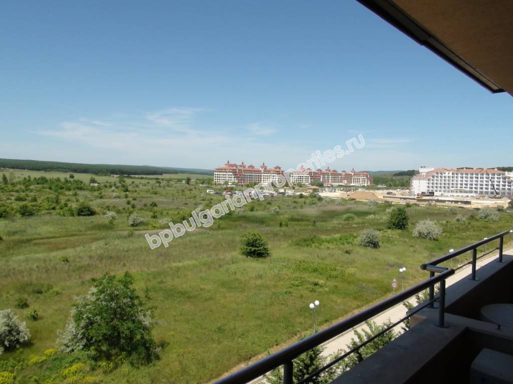 Beachfront furnished one-bedroom apartment for sale in the resort Obzor