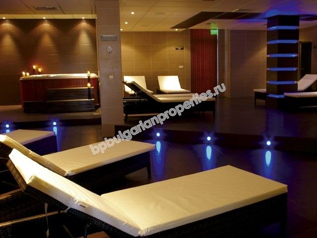 Beachfront furnished one-bedroom apartment for sale in the resort Obzor