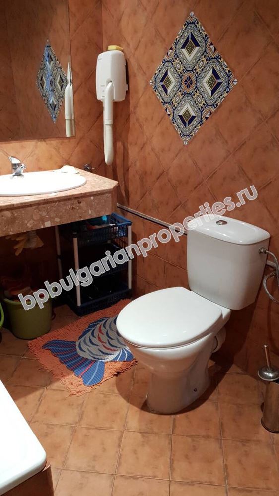 Luxury one-bedroom apartment with sea view for sale in the resort Elenite