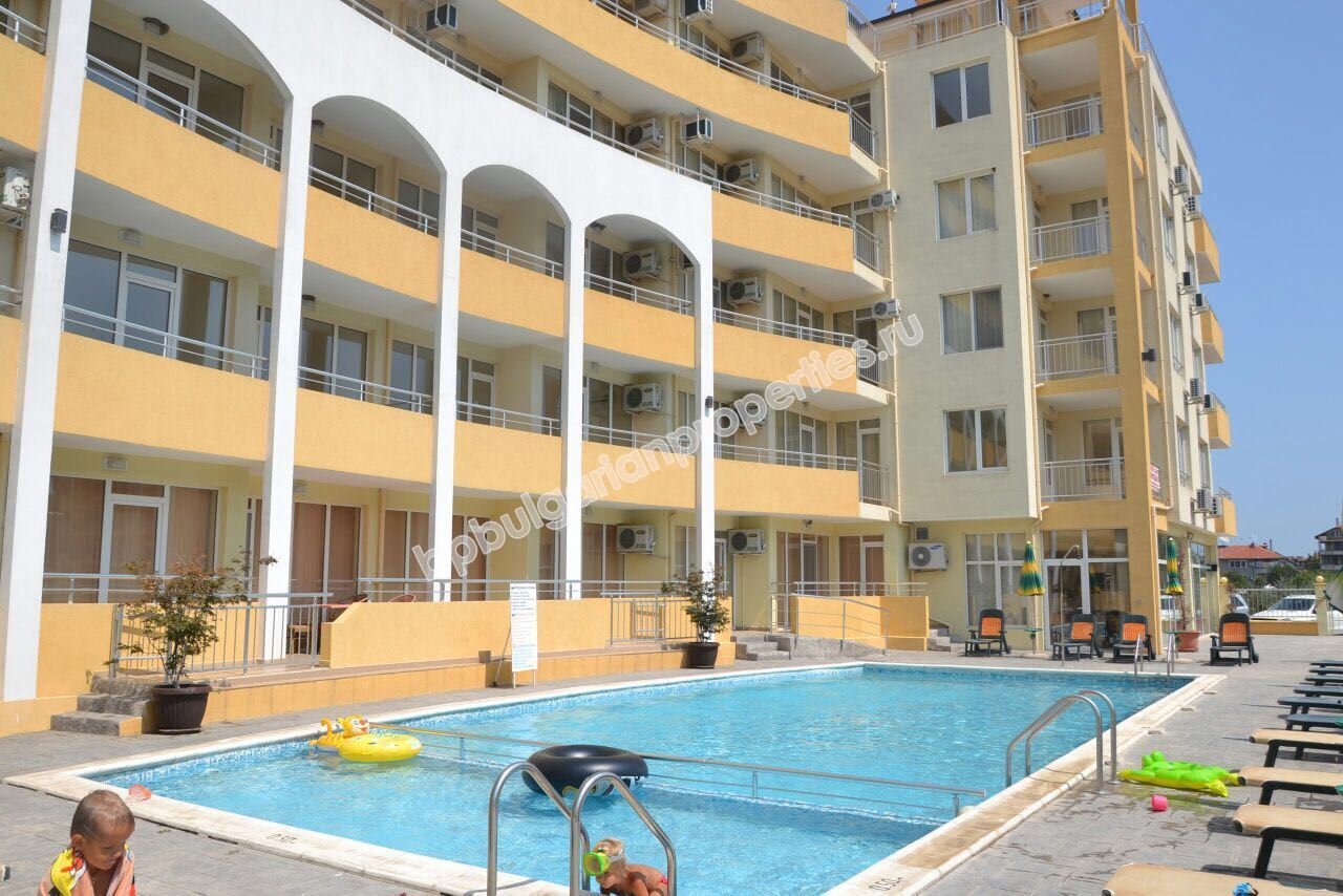 Furnished studio for sale in a complex in the town of Pomorie Furnished studio for sale in a complex in the town of Pomorie