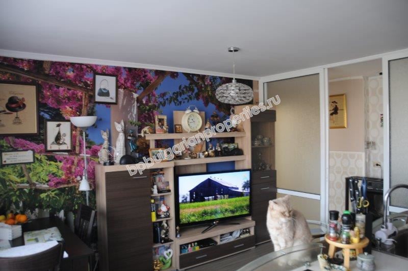 Spacious panoramic apartment close to the sea in Ravda