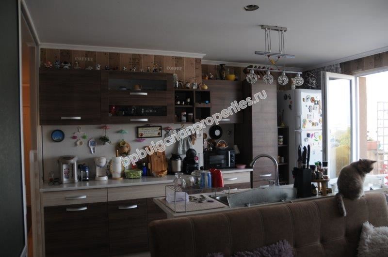 Spacious panoramic apartment close to the sea in Ravda