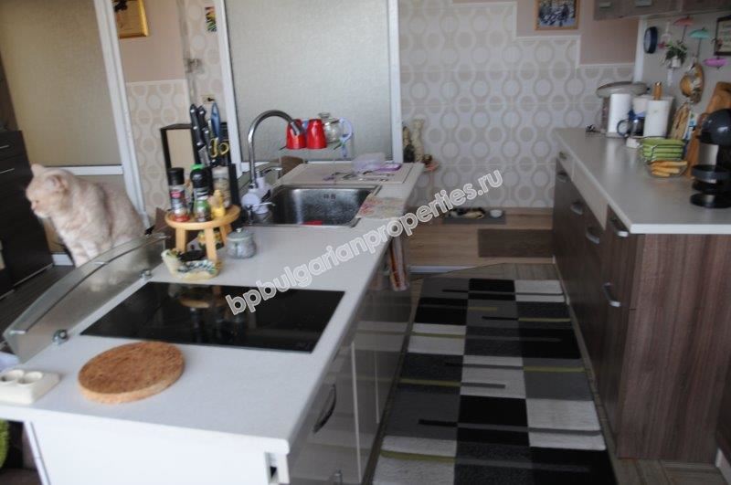 Spacious panoramic apartment close to the sea in Ravda