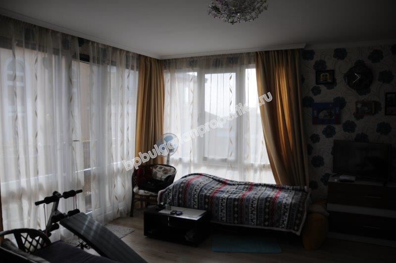 Spacious panoramic apartment close to the sea in Ravda