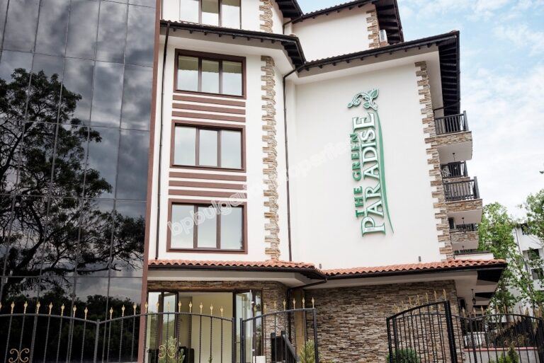 Apartments in a new residential complex in Primorsko Apartments in a new residential complex in Primorsko