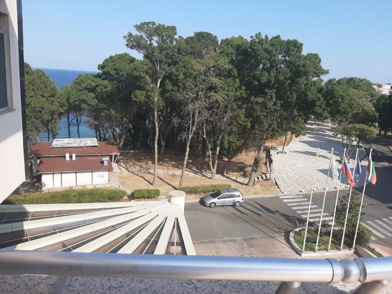 Panoramic apartments in a gated complex on the first line in Tsarevo
