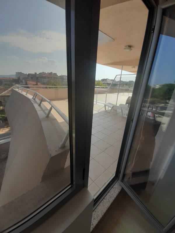 Panoramic apartments in a gated complex on the first line in Tsarevo