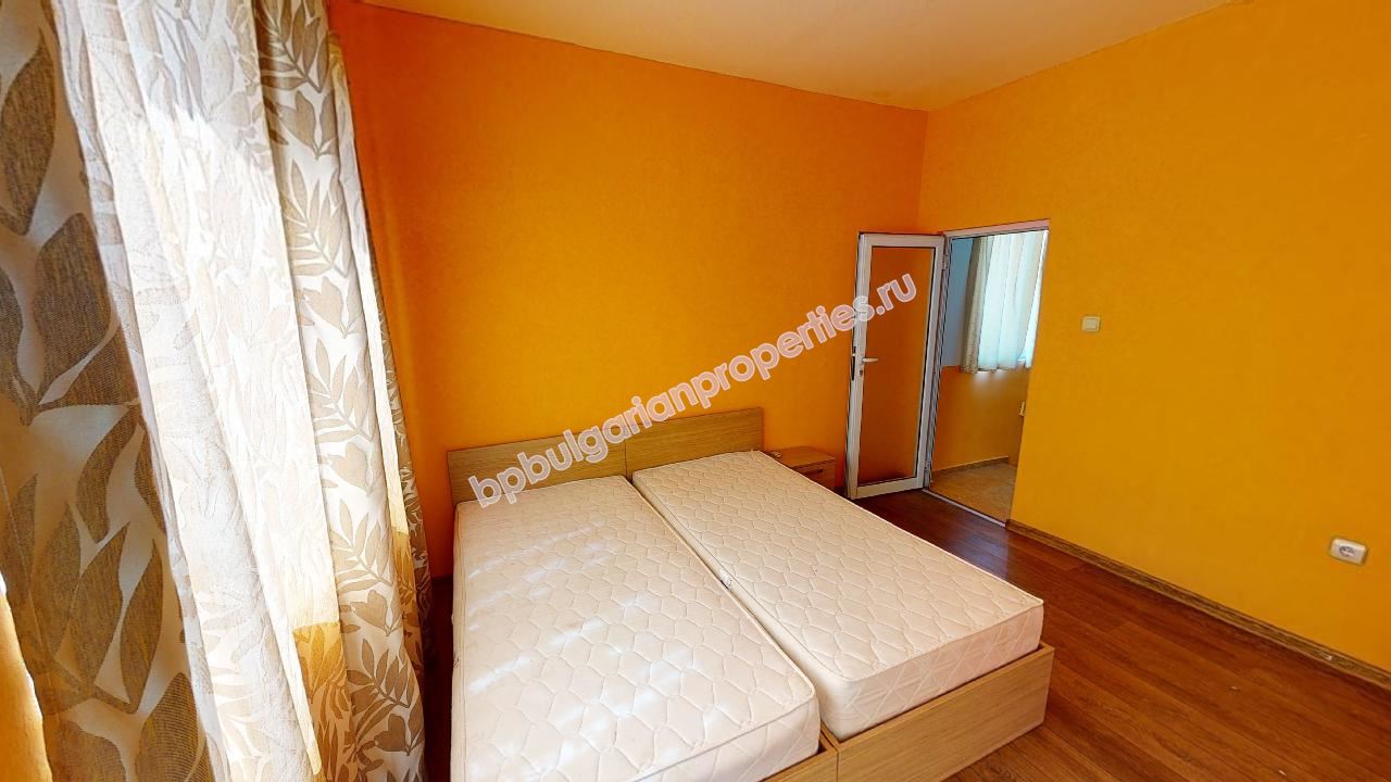 Two-storey house with three bedrooms and a swimming pool close to the city of Burgas and the sea