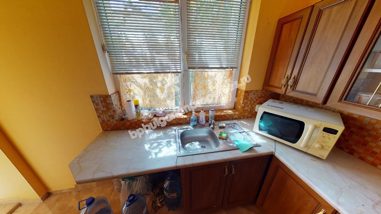 Two-storey house with three bedrooms and a swimming pool close to the city of Burgas and the sea