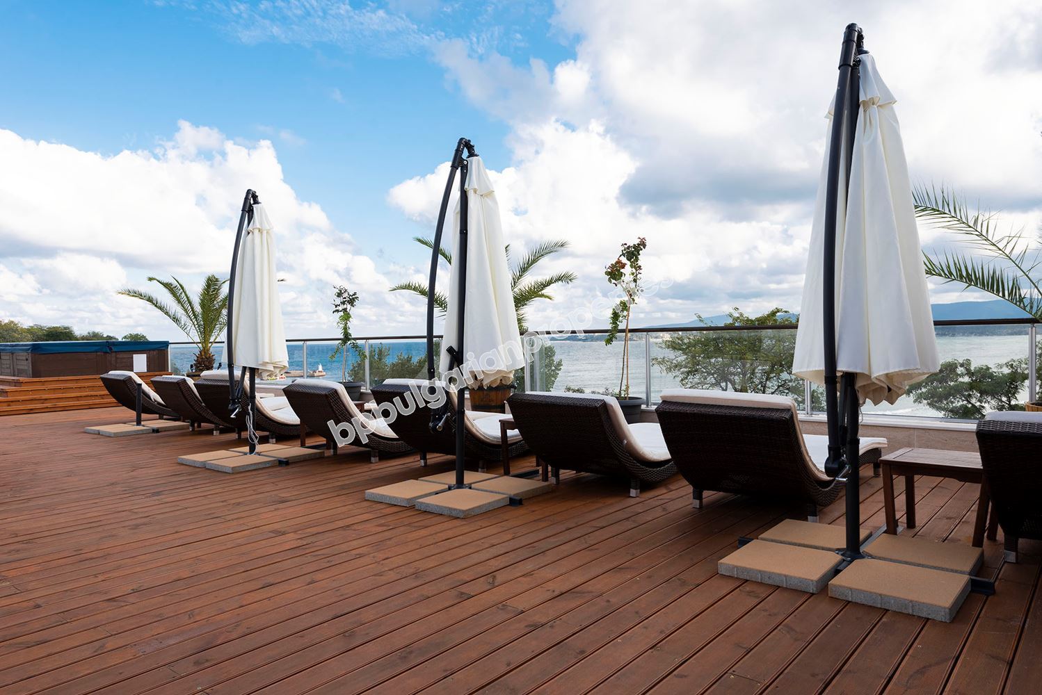 Luxury properties on the first line in Primorsko Luxury properties on the first line in Primorsko