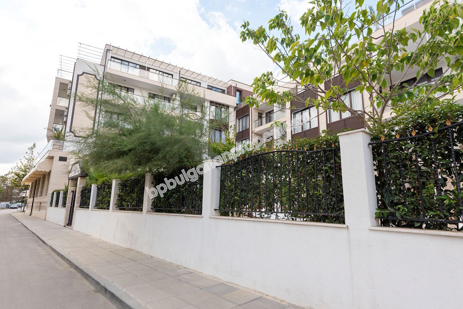 Luxury properties on the first line in Primorsko Luxury properties on the first line in Primorsko