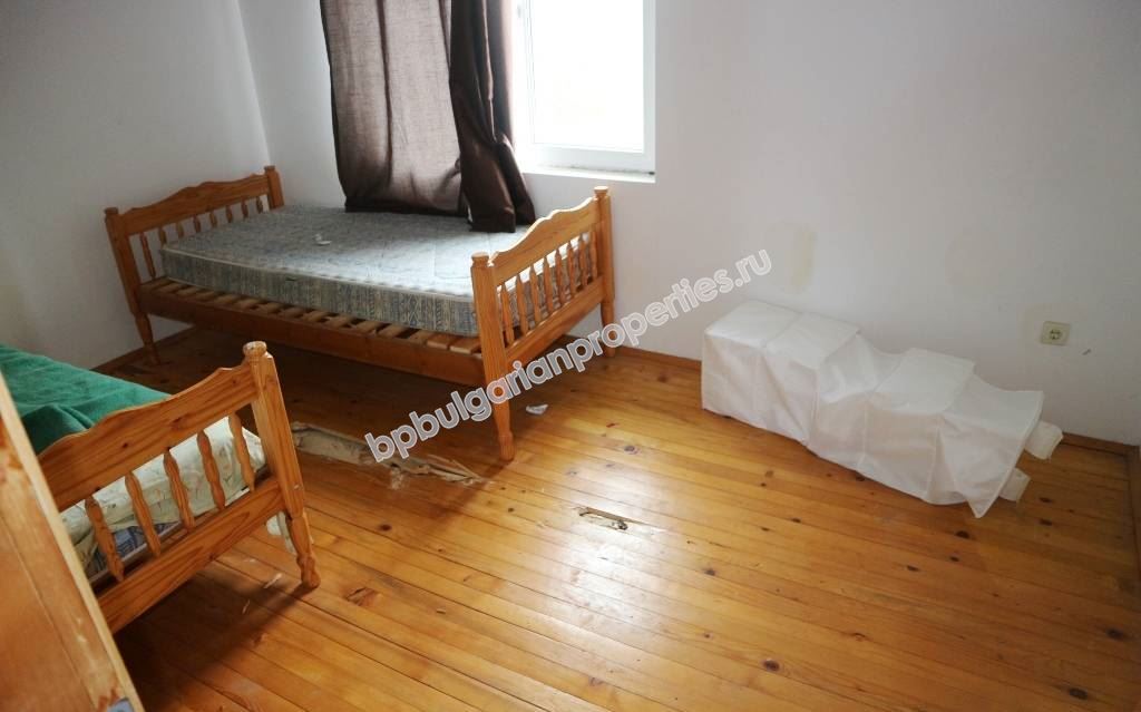 New one-storey house with a plot close to Burgas