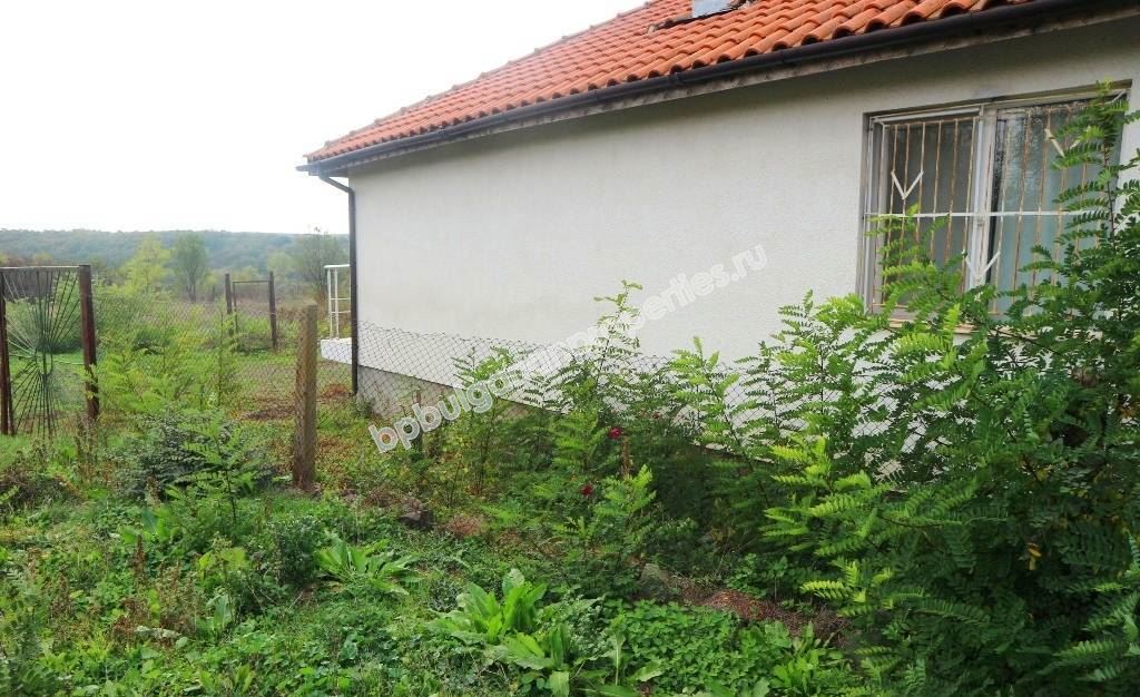 New one-storey house with a plot close to Burgas