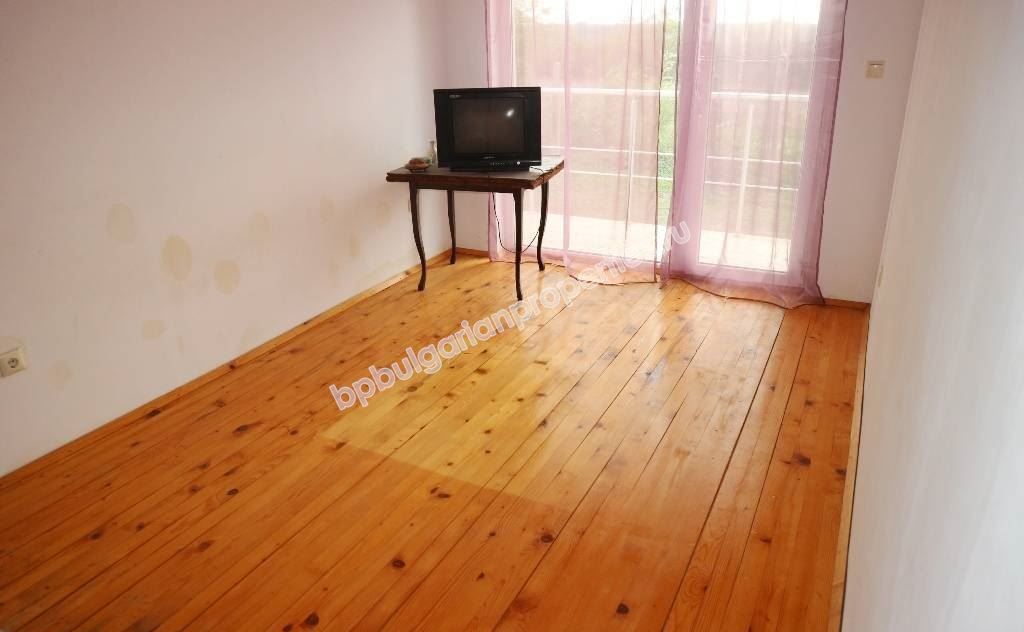 New one-storey house with a plot close to Burgas