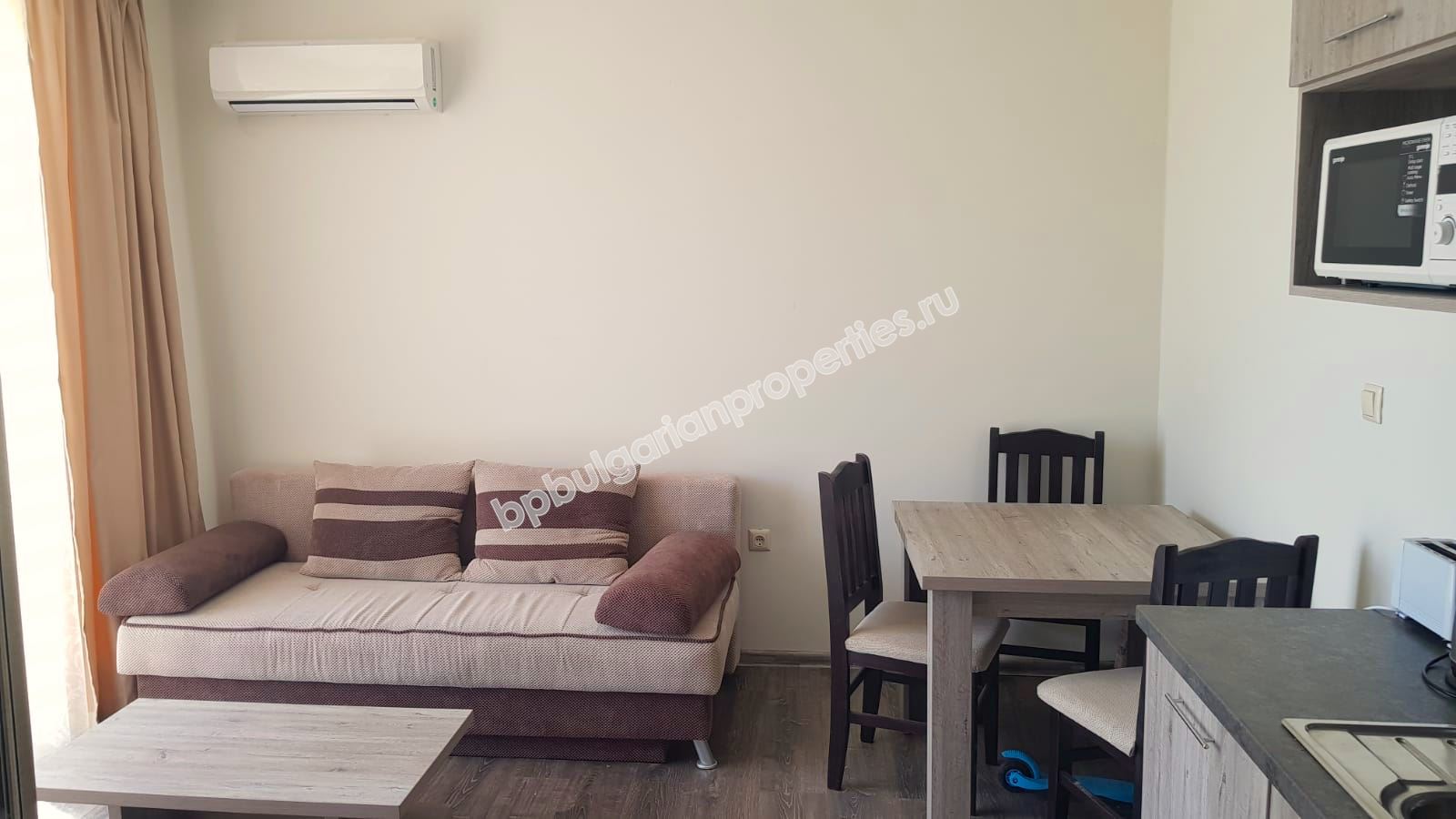 Furnished one-bedroom apartment in a park area of Sunny Beach