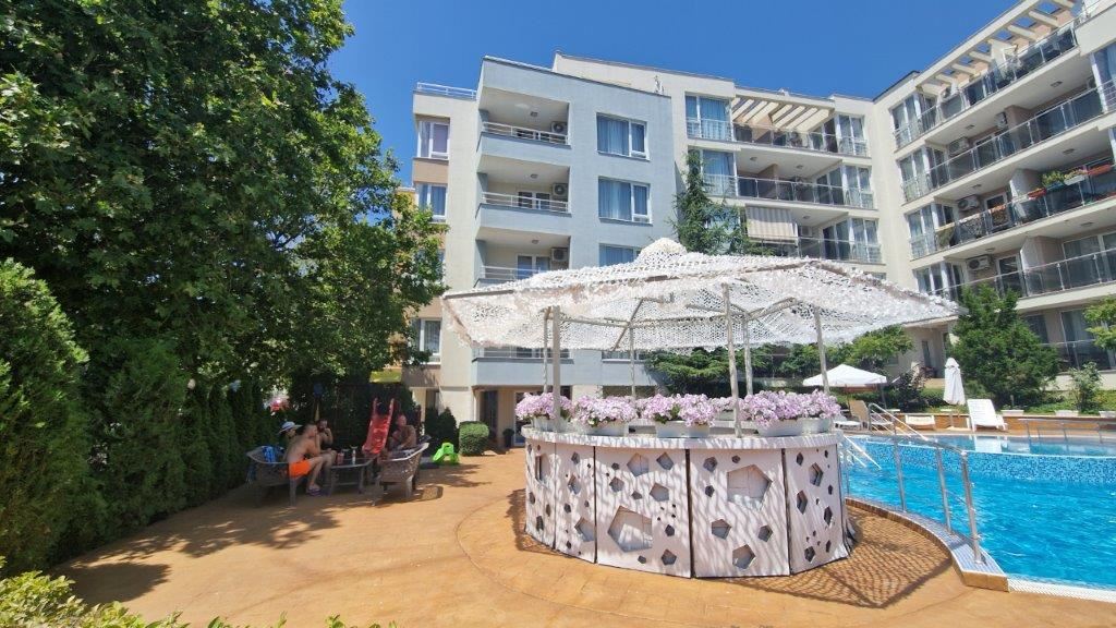 One-bedroom apartment with sea view near the beach in Sveti Vlas One-bedroom apartment with sea view near the beach in Sveti Vlas