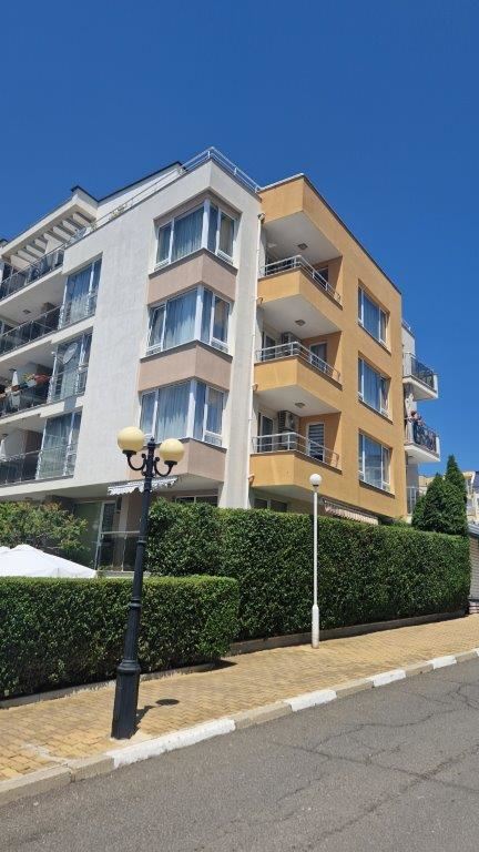 One-bedroom apartment with sea view near the beach in Sveti Vlas One-bedroom apartment with sea view near the beach in Sveti Vlas