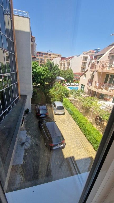 One-bedroom apartment with sea view near the beach in Sveti Vlas One-bedroom apartment with sea view near the beach in Sveti Vlas