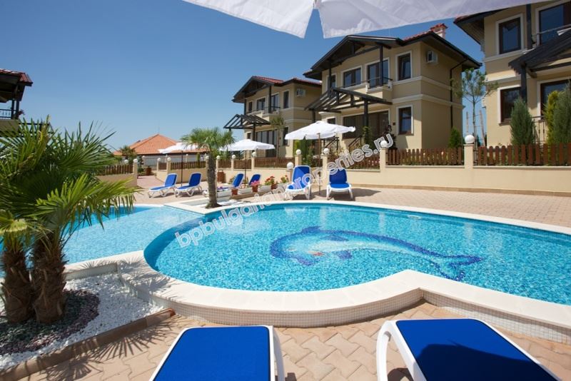 Two-storey villa with sea view in a gated complex with a swimming pool