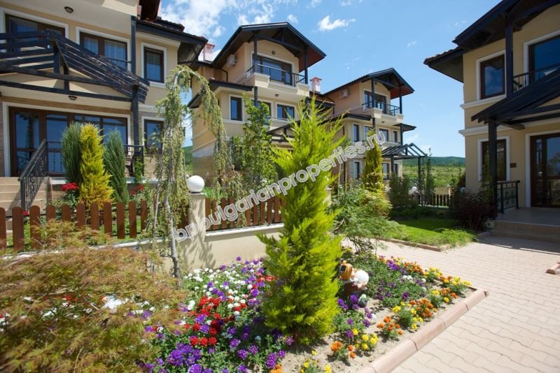 Two-storey villa with sea view in a gated complex with a swimming pool