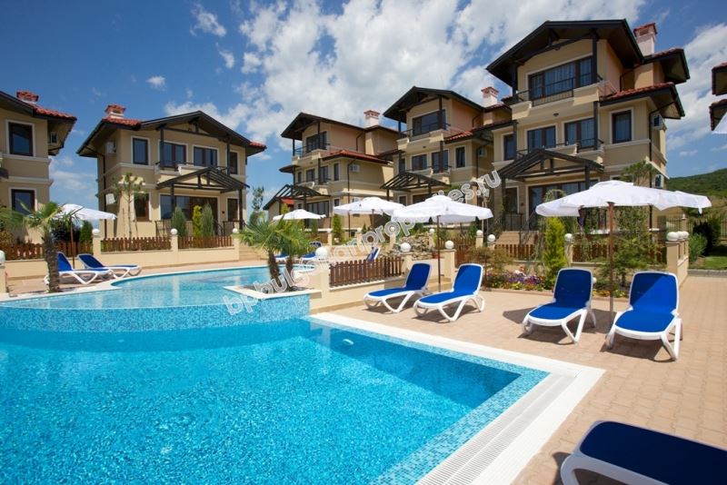 Two-storey villa with sea view in a gated complex with a swimming pool