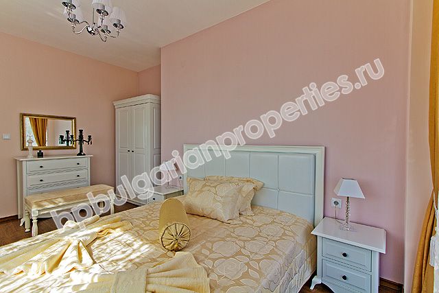 Luxury houses for sale in a village complex close to the sea in the resort Kosharitsa