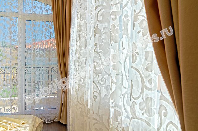 Luxury houses for sale in a village complex close to the sea in the resort Kosharitsa