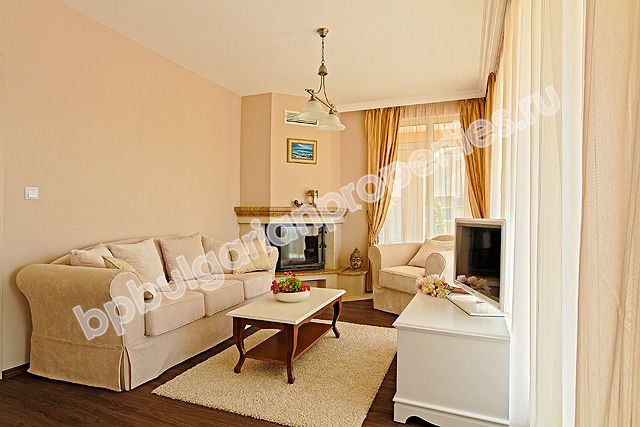 Luxury houses for sale in a village complex close to the sea in the resort Kosharitsa