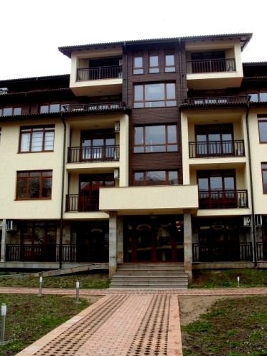 Luxury apartments close to sea for sale in the resort Chernomorets