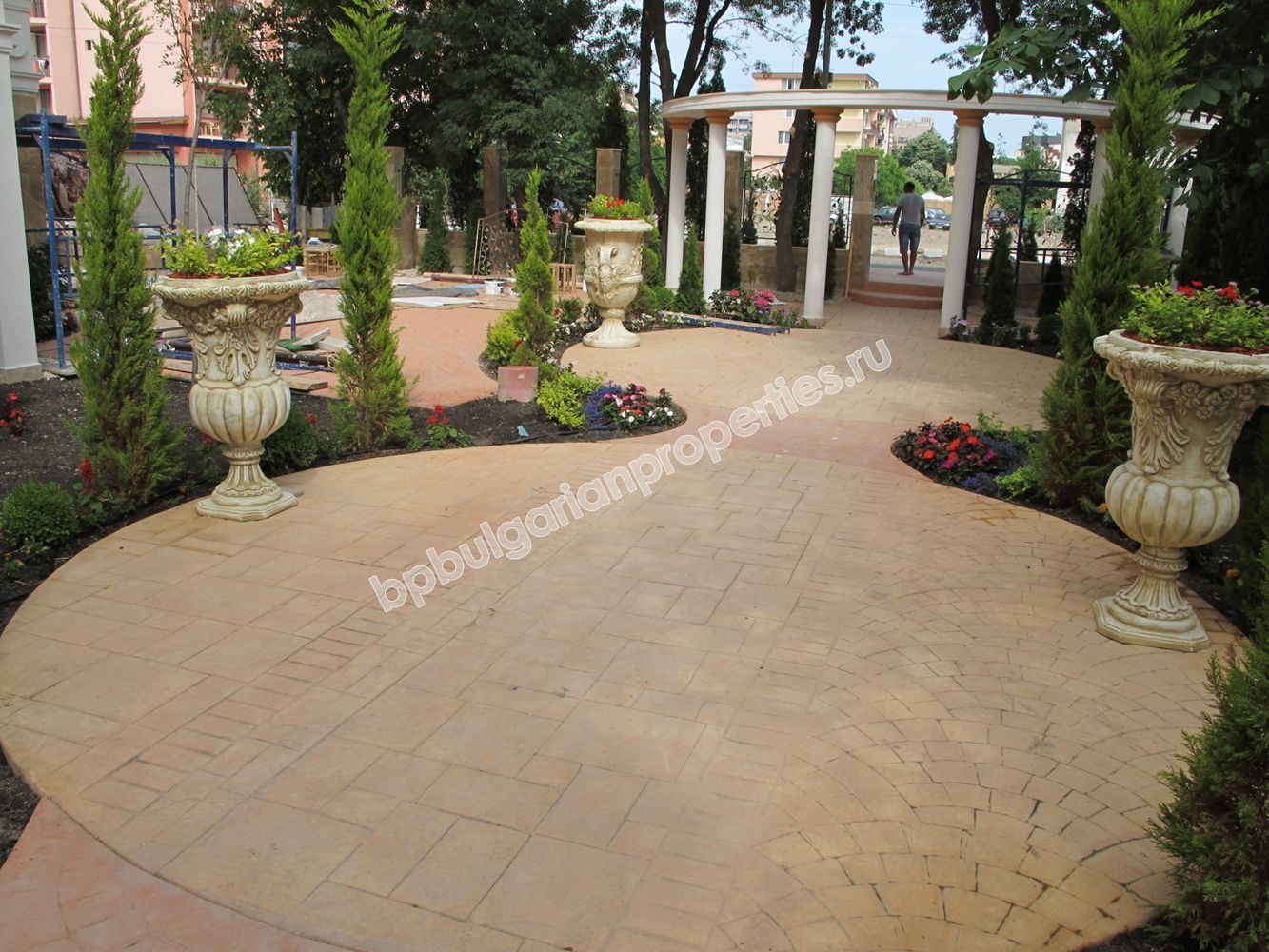 Luxury apartments for sale in the resort Sunny Beach Luxury apartments for sale in the resort Sunny Beach