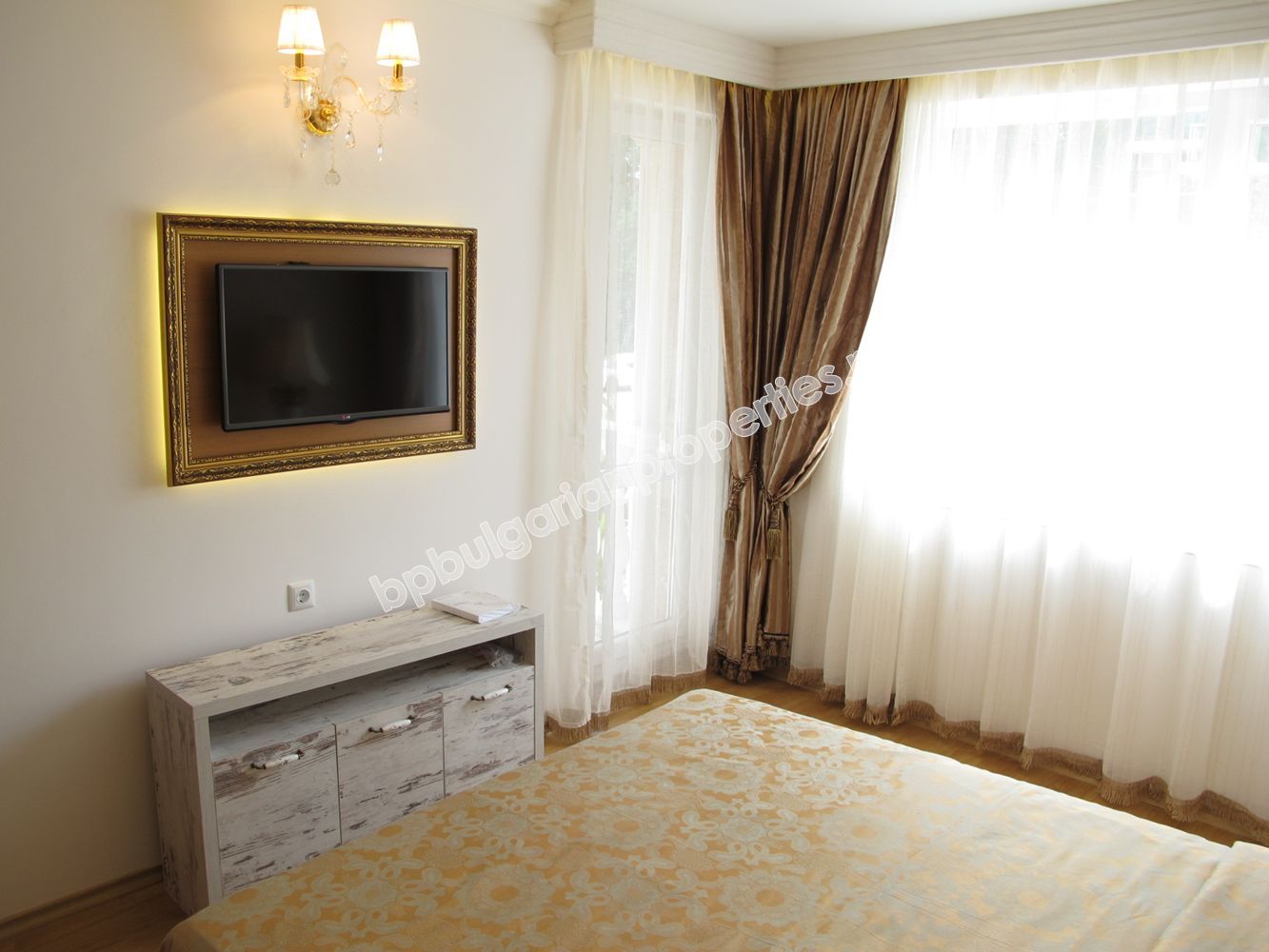 Luxury apartments for sale in the resort Sunny Beach