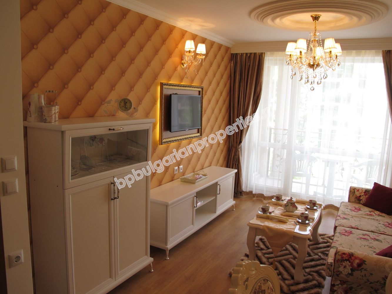 Luxury apartments for sale in the resort Sunny Beach