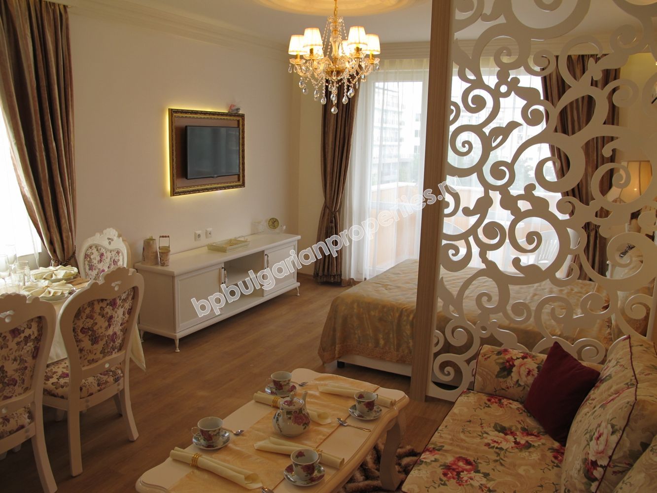 Luxury apartments for sale in the resort Sunny Beach