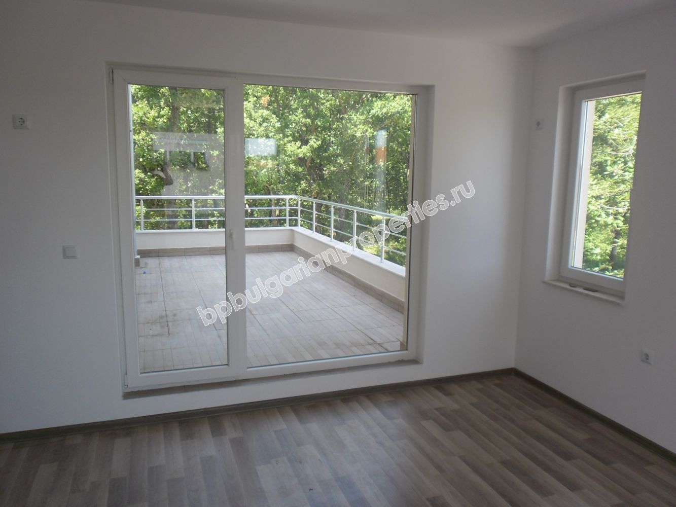 Luxury apartments for sale in the resort Kiten