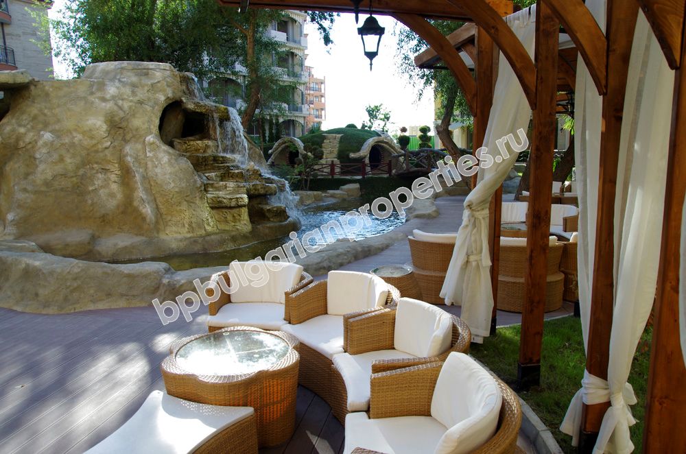 Luxury apartments close to the beach for sale in the resort Sunny Beach