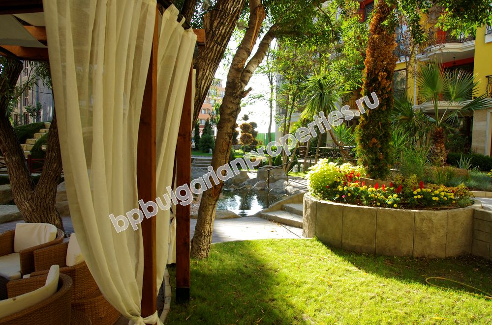 Luxury apartments close to the beach for sale in the resort Sunny Beach