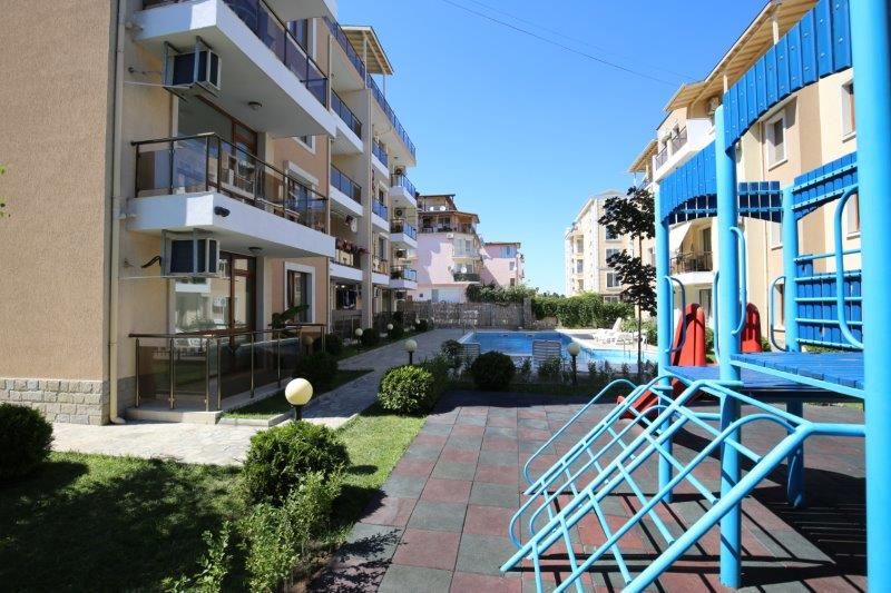 Luxury one-bedroom apartment for sale in the resort Ravda