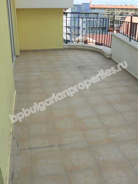 Studio for sale on the first line to the sea in the resort Sunny Beach