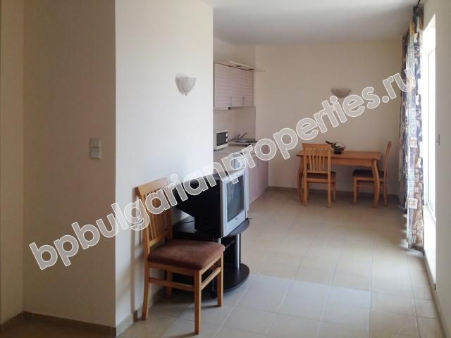 Studio for sale on the first line to the sea in the resort Sunny Beach