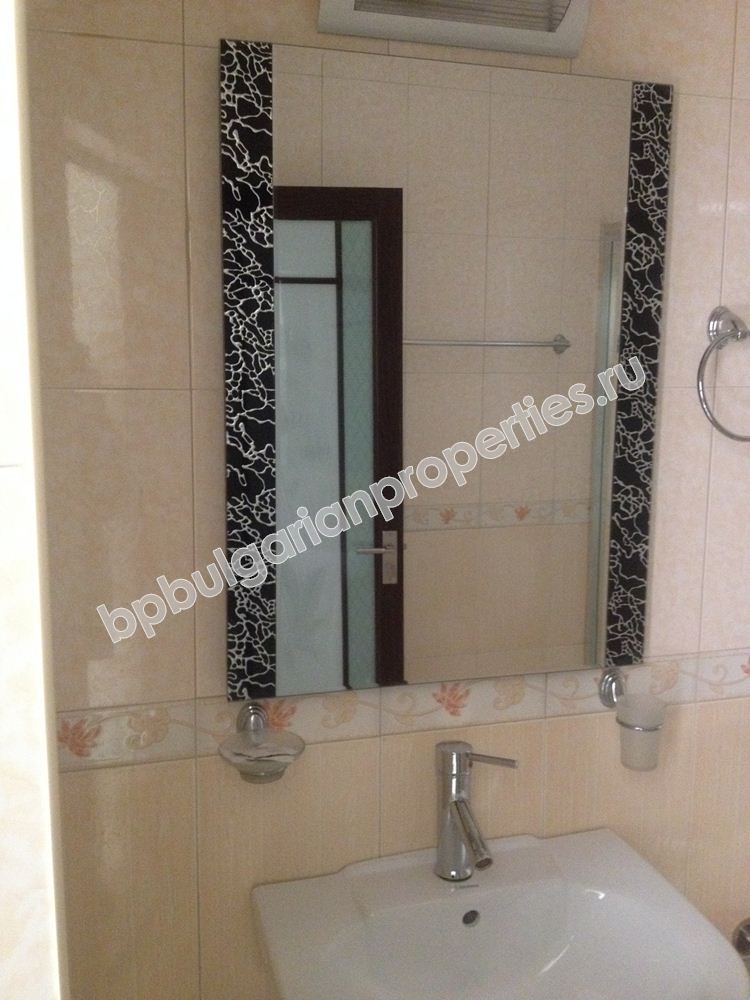 Apartments for sale in a new beachfront complex in the resort Sinemorets