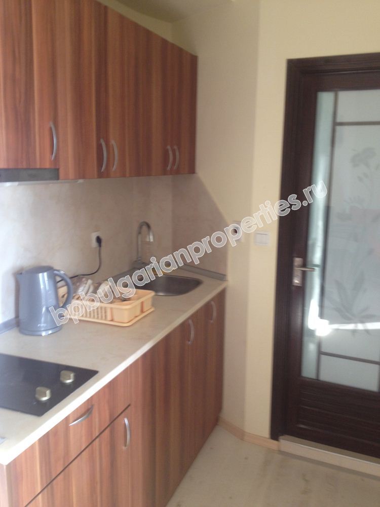 Apartments for sale in a new beachfront complex in the resort Sinemorets