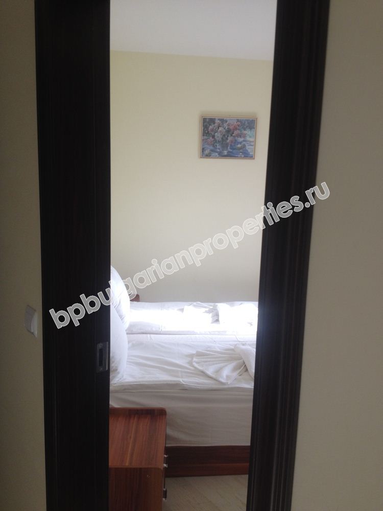 Apartments for sale in a new beachfront complex in the resort Sinemorets