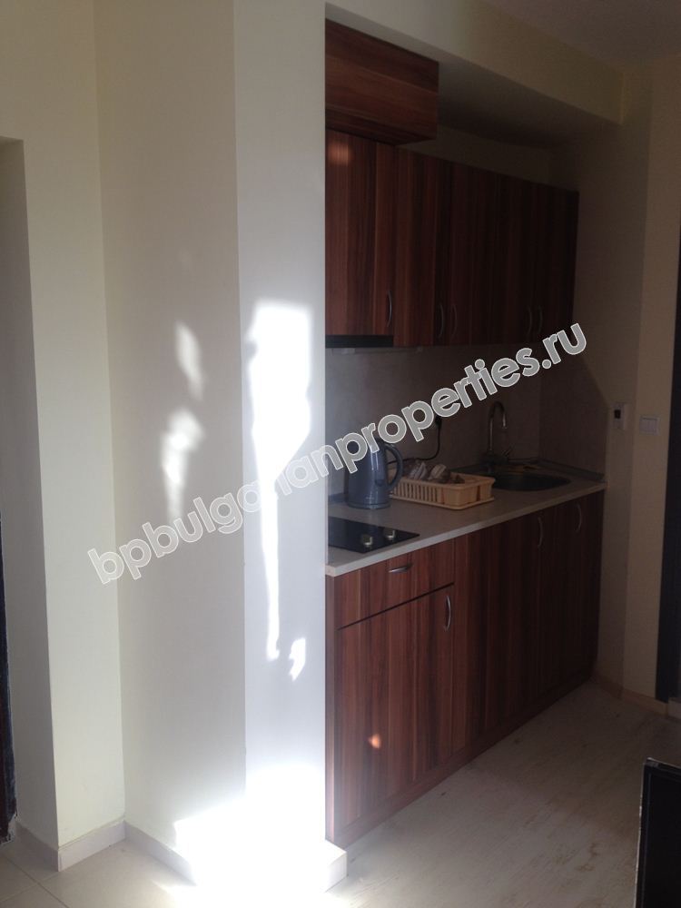 Apartments for sale in a new beachfront complex in the resort Sinemorets