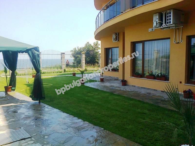 Luxury frontline apartments for sale in the resort Ahtopol